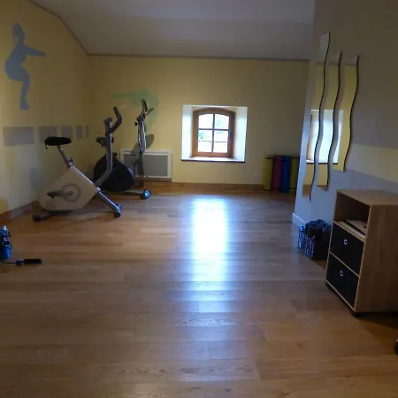 Darnozen Semesterbostad *